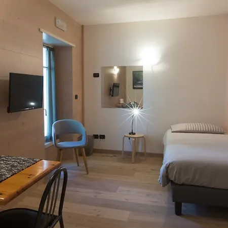 Marzia Guest house *