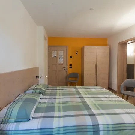 Marzia Guest house *